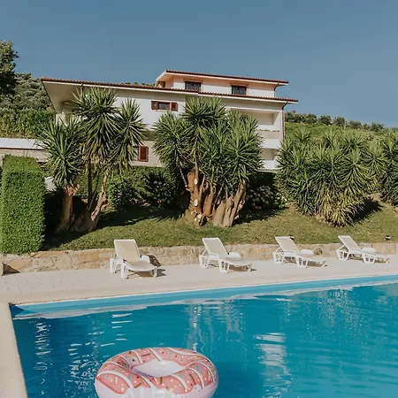 Gasthuis Jeronimos Garden & Pool Lamego